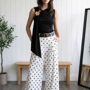 Pantalón lunares